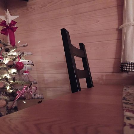 Vodenica Vrelo Chalets Vrelo Koreničko Δωμάτιο φωτογραφία